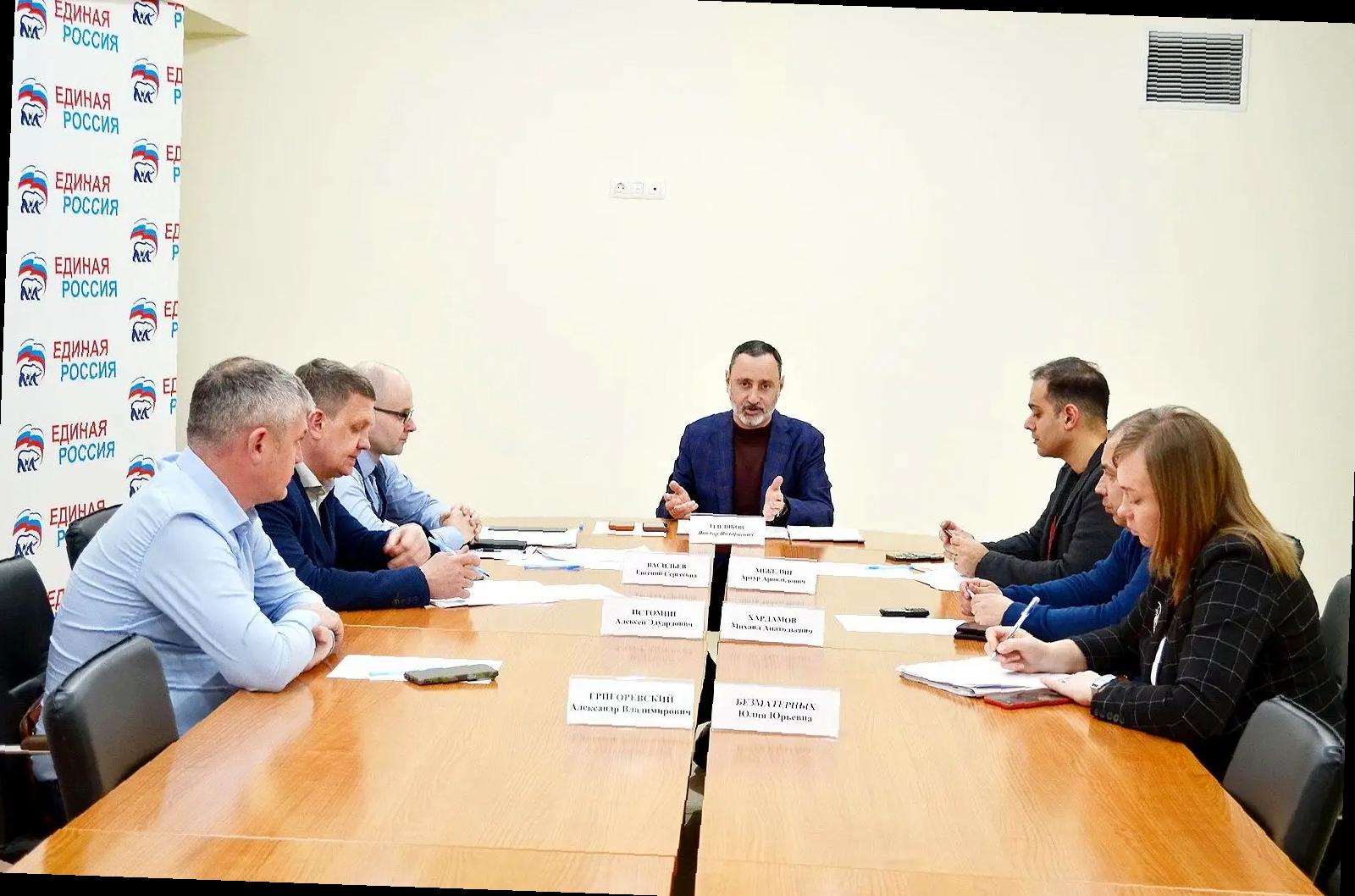 «Виктор Тепляков ищет решение для проблемы оползня на ул. Подгорная в Сочи»
